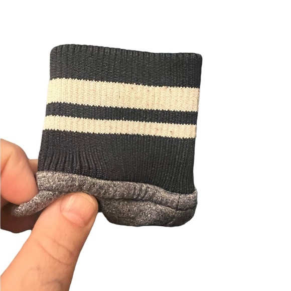 Bench zip up with thumb holes - Picture 3 of 6